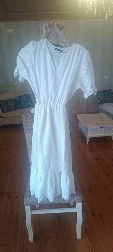 Ziyafət donları: Şekilde görülən hər biri 10manata ölçülər 38 40 42bidefe toya — 11