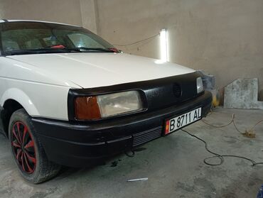 автомобили в оше: Volkswagen Passat: 1988 г., 1.8 л, Механика, Бензин, Универсал