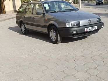 зимний шины: Volkswagen Passat: 1993 г., 1.8 л, Механика, Бензин, Универсал