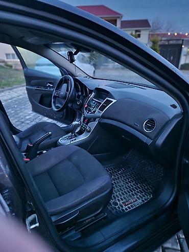 Chevrolet: Chevrolet Cruze: 1.4 l | 2015 il 238000 km Sedan — 9