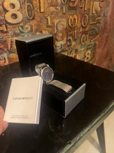 optitect vitamin c: Qol saatı, Emporio Armani