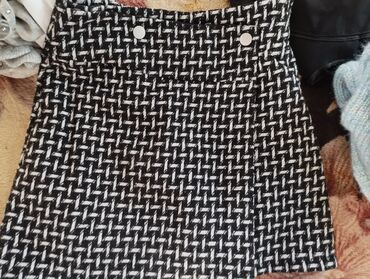дунганское платье: Продаю юбку и тёплый свитер юбка взяли на молнии свитер с коротким
