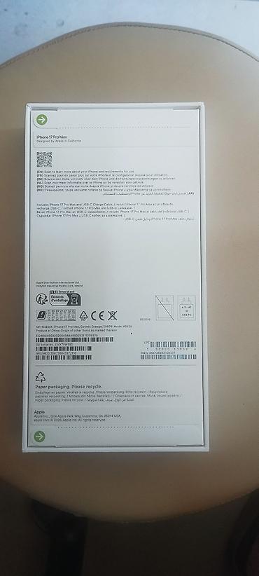 kesa za led: Apple iPhone – narandžaste boje, sa kutijom prikazanom na fotografiji — 2