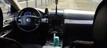 5 ступка: Volkswagen Touareg: 2005 г., 2.5 л, Автомат, Дизель, Жол тандабас