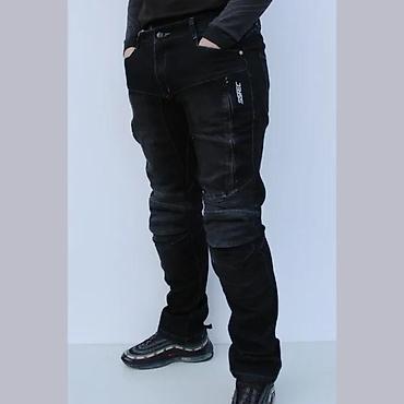 Farmerke: Crne muške farmerke sa modernim dizajnom, idealne za svakodnevno — 3