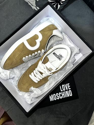 marni: NOVO! Love Moschino Nove nenosene patike u kutiji! Kozne, broj je 38 — 1