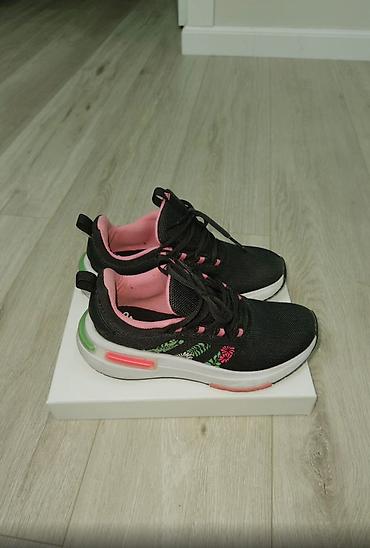 time try: Кроссовки, 37.5, Adidas, Б/у, цвет - Черный, Самовывоз, Платная доставка — 1