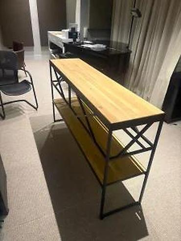 stilska sofa: DELUX KONZOLNI I BARSKI STOLOVI PO MERI XR65 | Izrada po meri Dezen — 1