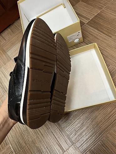 Qadın ayaqqabıları: Michael Kors qadın idman ayaqqabısı - Model: Michael Kors (arxa — 7
