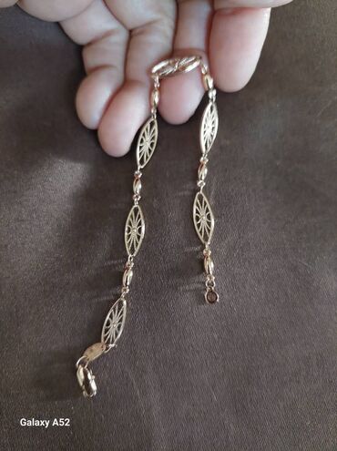 Bilərziklər: Bilərzik — 15