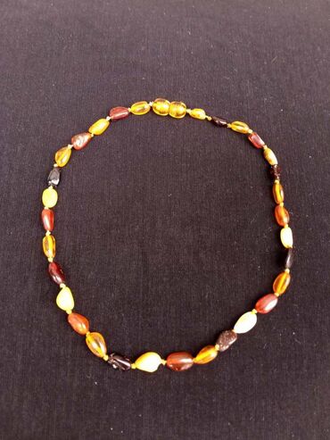 drvene ogrlice muske: Material: Amber