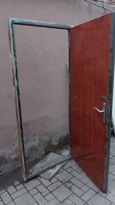 suse qab: Metal giriş qapısı və qutu (kərpic divar üçün) - Material — 2