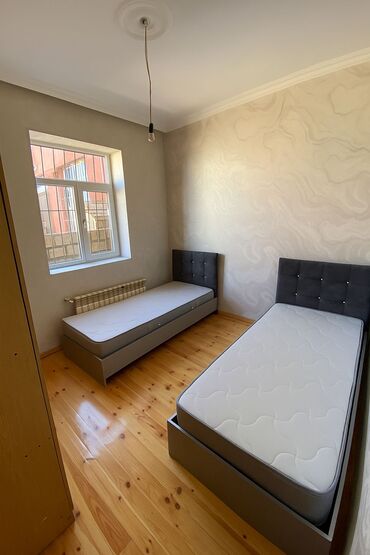Долгосрочная аренда домов: 120 м², 3 комнаты, Комби, Газ, Электричество