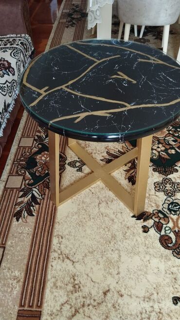 Masalar: Jurnal masası, Yeni, Açılmayan, Oval masa, Azərbaycan