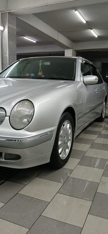 Mercedes-Benz: İli 2011 Mator 2.4 benzin Probeg 170min km Qiymət 18700 Udar vuruq