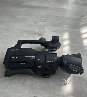 Videokameralar: Sony HD 1500. Yeni Gəlib İdeal. Vəziyyətə. Sumka Böyük batareyka