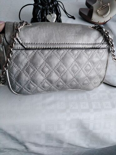 Torbe: Torba za rame, Guess, Materijal: Koža — 8