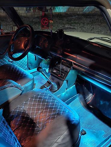 VAZ (LADA): VAZ 2106 sedan Xüsusiyyətlər: - Korpus: bej rəng, xrom bamperlər — 3