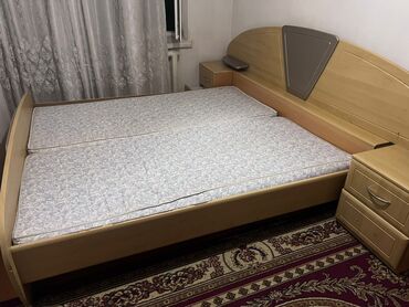 одна спальный кровать: Уктоочу бөлмө гарнитуру, Эки кишилик керебет, Колдонулган