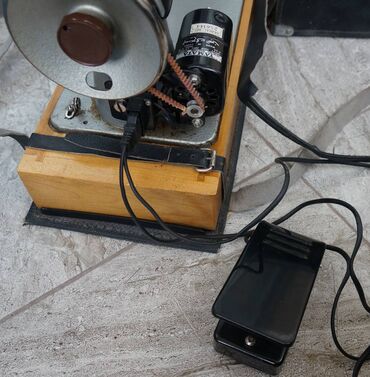 Qədim tikiş maşınları: Tikiş maşını "Podolsk 2M-33" Təzə vəziyyətdə, çox az istifadə olunmuş — 13