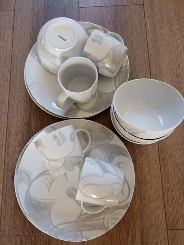 посуда белый: Брендовая посуда от компании "Disney, По 4 шт кружки, тарелки и чашки