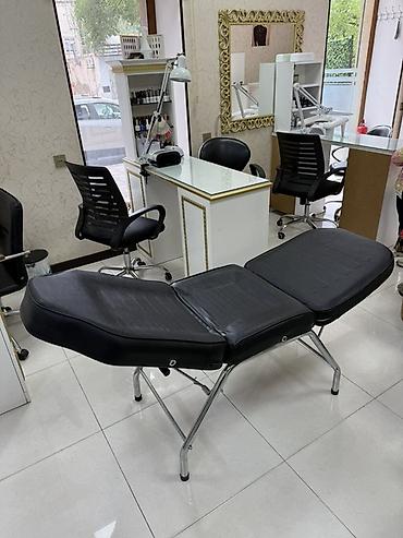 Mebel: Gözəllik salonu üçün qatlanan masaj/estetik çarpayısı - Rəng: qara - — 2