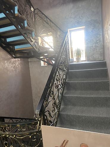 Долгосрочная аренда домов: 400 м², 9 комнат — 20