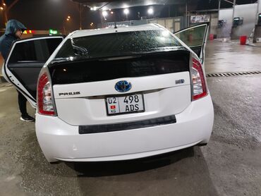 Toyota: Toyota AA: 2015 г., 1.8 л, Робот, Гибрид