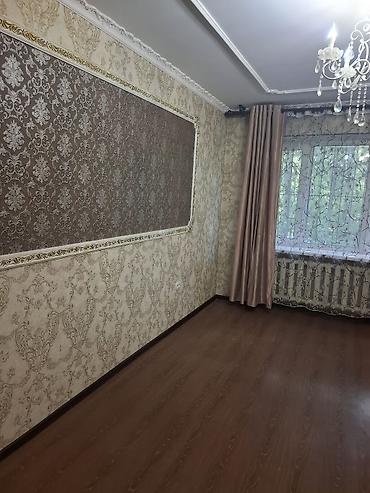 Люстры: Продаю 4 ком. инд 1 этаж, всего кв. 112 кв. жилая 84. кв. Токтогула — 20