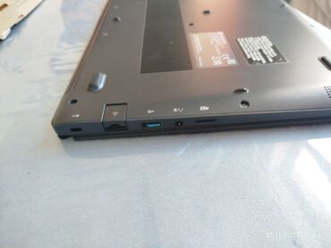 Elektron kitablar: Dynabook Yaddaş:256gb Ram:8 Prosessor:intel HD grapics 1ay istifadə