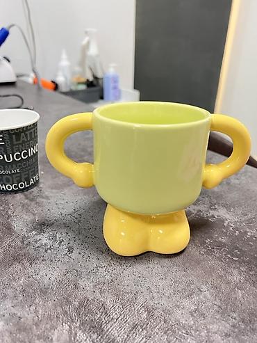 Наборы посуды: Набор дизайнерских керамических кружек - Необычные формы и яркие — 1