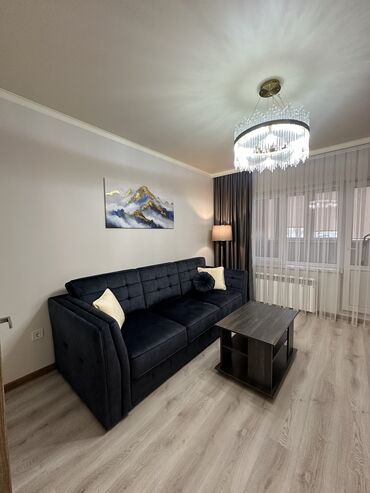 московская: 2 комнаты, 53 м², Индивидуалка, 4 этаж, Дизайнерский ремонт