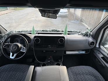 Легкий грузовой транспорт: Легкий грузовик, Mercedes-Benz — 5