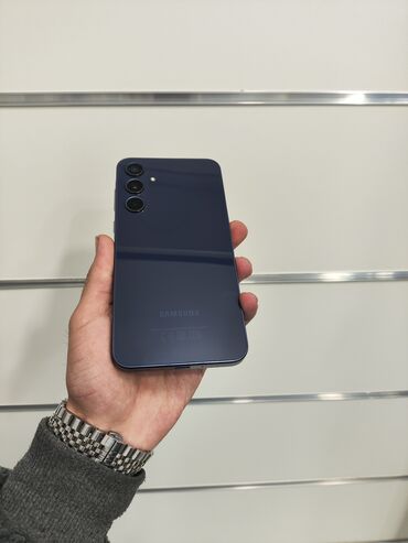 samsung m20 qiymeti: Samsung Galaxy A35, 256 GB, rəng - Qara, Düyməli, Barmaq izi
