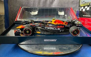 Avtomobil modelləri: Renault, 2023 il, 1:18, Dəmir, Ödənişli çatdırılma — 9