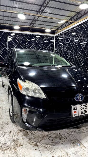 Toyota: Toyota Prius: 2015 г., Гибрид — 1