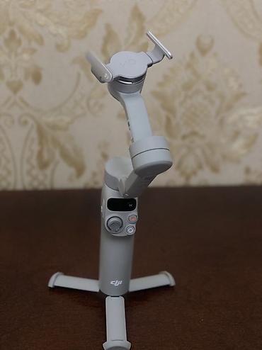 Стабилизатор для смартфона DJI Osmo Mobile 7 (OM7), цвет серый