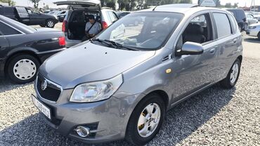 авто в рассрочку без первоначального взноса: Daewoo Gentra: 2009 г., 1.5 л, Автоматтык, Бензин