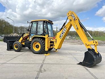 is elani gence 2025: JCB 3CX icarəsi Günlük aylıq texnika icarəsi beton dağıdanı ağac yeri — 1