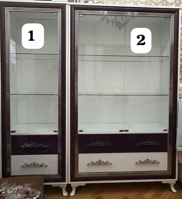 Словари: 2 eded qorka ustu masin boyasidir.idial veziyyetde. Qiymet cutu 120
