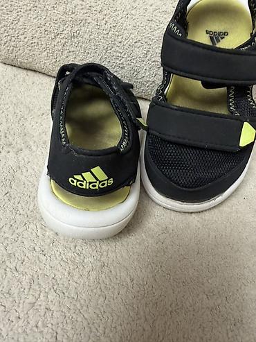 Другие детские вещи: Продаю детскую обувь 1) Кроссовки/туфли Tutubi - Размер: 24 р. - — 13