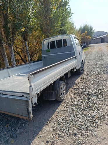 тайота дуна грузавой: Жеңил жүк ташуучу унаа, Hyundai, Стандарт, 3 т, Колдонулган