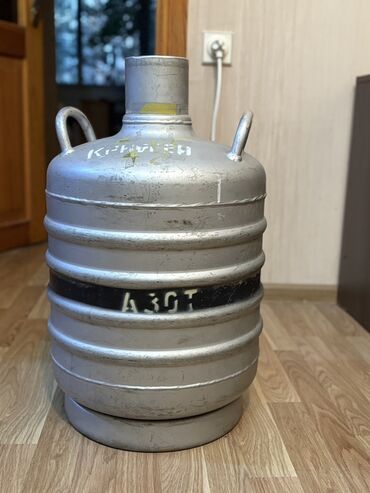 Другие товары для дома и сада: Бак, Металл, 10 л. л, Б/у, Платная доставка