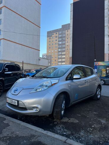 Nissan: Nissan Leaf: 2012 г., 0.8 л, Робот, Электромобиль, Хэтчбэк