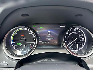 Toyota: Toyota Camry: 2022 г., 2.5 л, Типтроник, Гибрид, Седан at lalafo.kg — 14 Toyota: Toyota Camry: 2022 г., 2.5 л, Типтроник, Гибрид, Седан — 14