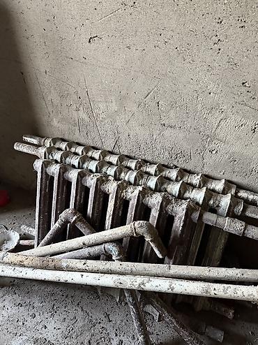 бу акумлятор: Чугунные батареи Б/у, Количество секций: 6 шт — 1