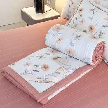 Одеяла и пледы: Комплект одеяла и подушки, Новый, Все сезоны — 9