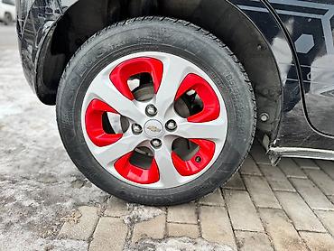 Chevrolet: Chevrolet Spark: 2016 г., 1 л, Вариатор, Бензин, Хэтчбэк — 7