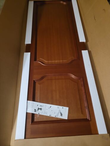 Peçlər və kaminlər: Belarusiya istehsali olan. otaq qapilara 80 eded var . Teze pakofqa
