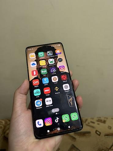 Мобильные телефоны: Xiaomi 12 Lite, 128 ГБ, цвет - Черный, 
 Битый — 3